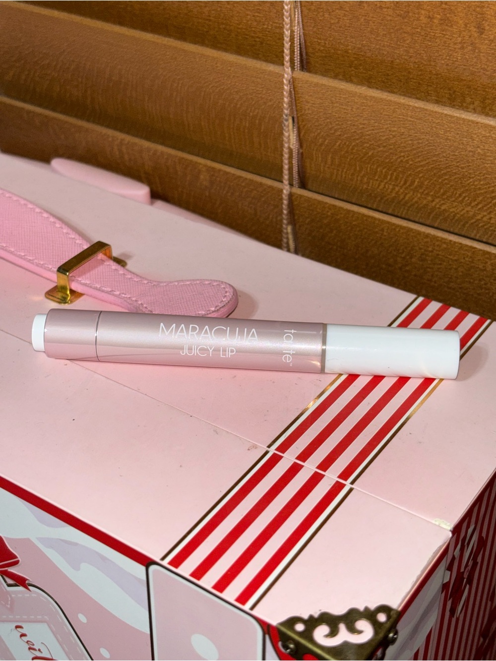 tarte Maracuja Juicy Lip